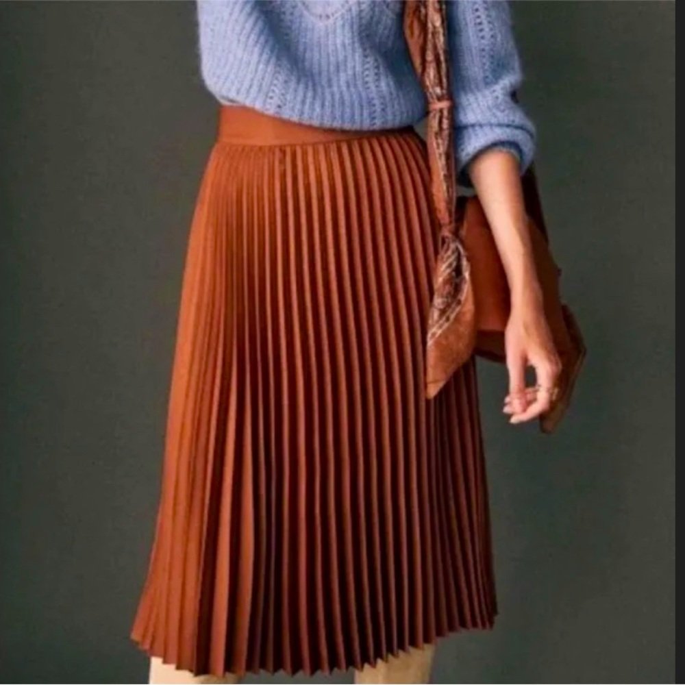 Dino Skirt - Sezane
Size 36